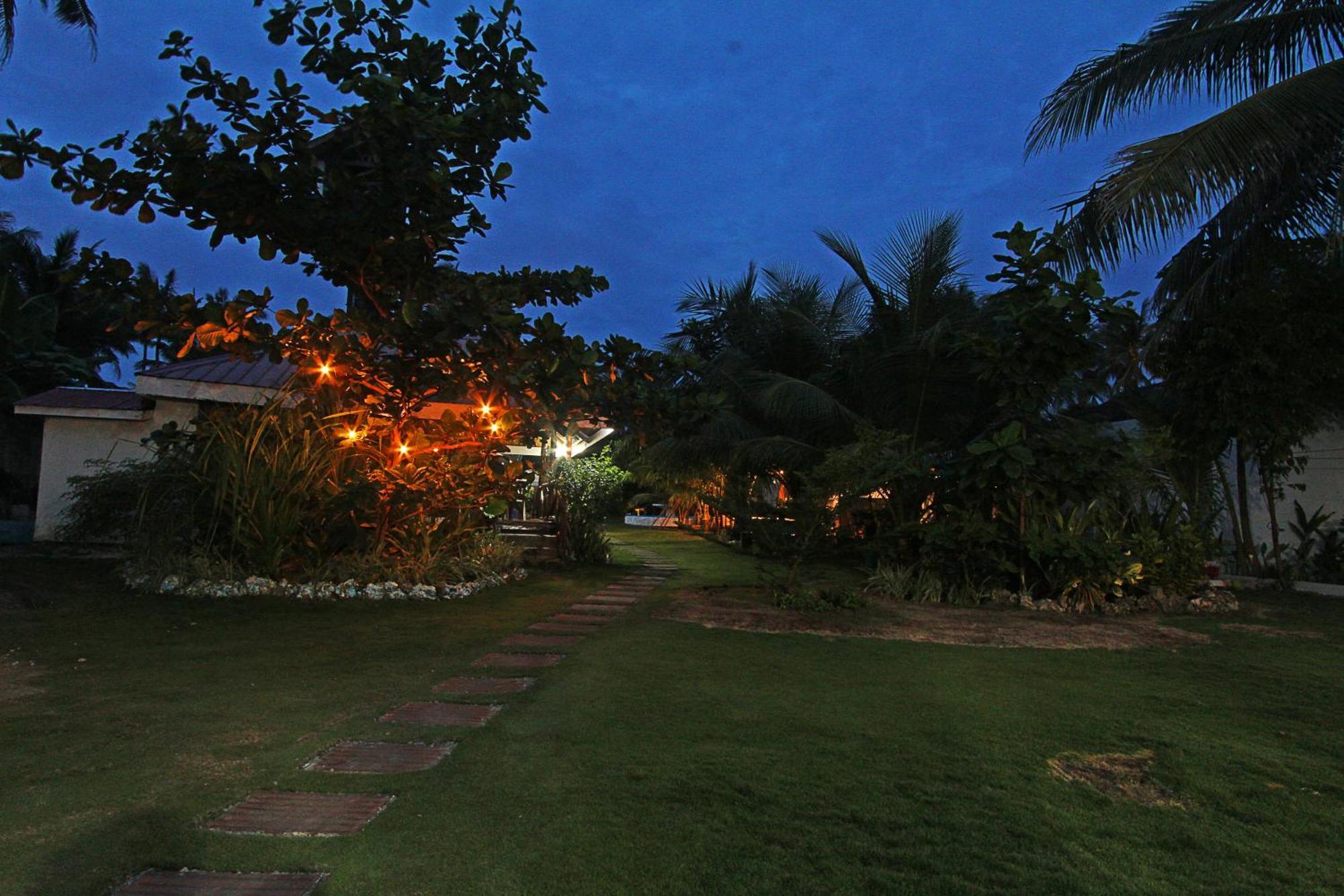 Villa Consolacion Resort General Luna  Exteriér fotografie